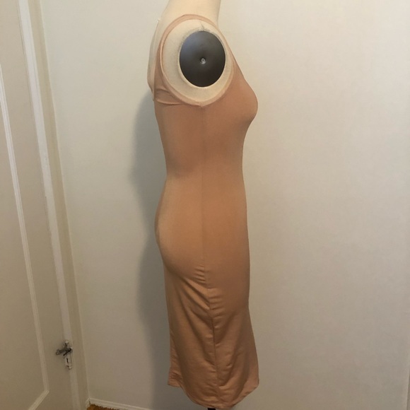 Smoothing midi slip dress - Picture 2 of 4
